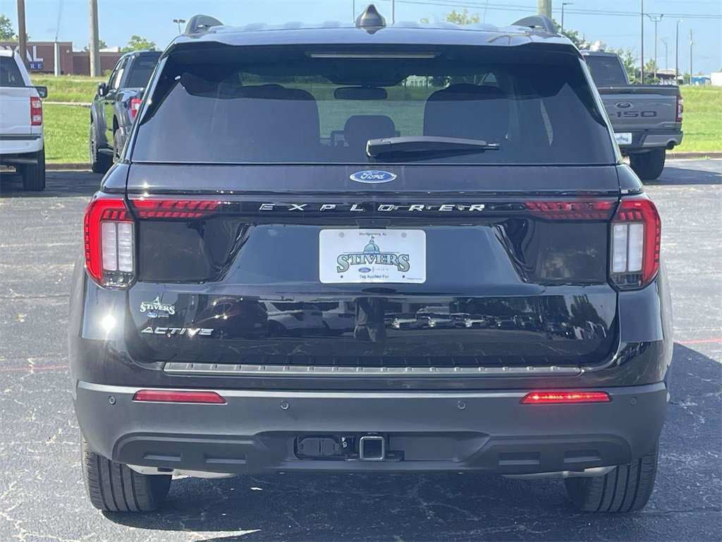 New 2025 Ford Explorer Active image 4