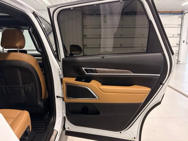 Used 2020 Kia Telluride SX w/ Towing Package AWD/4WD image 8