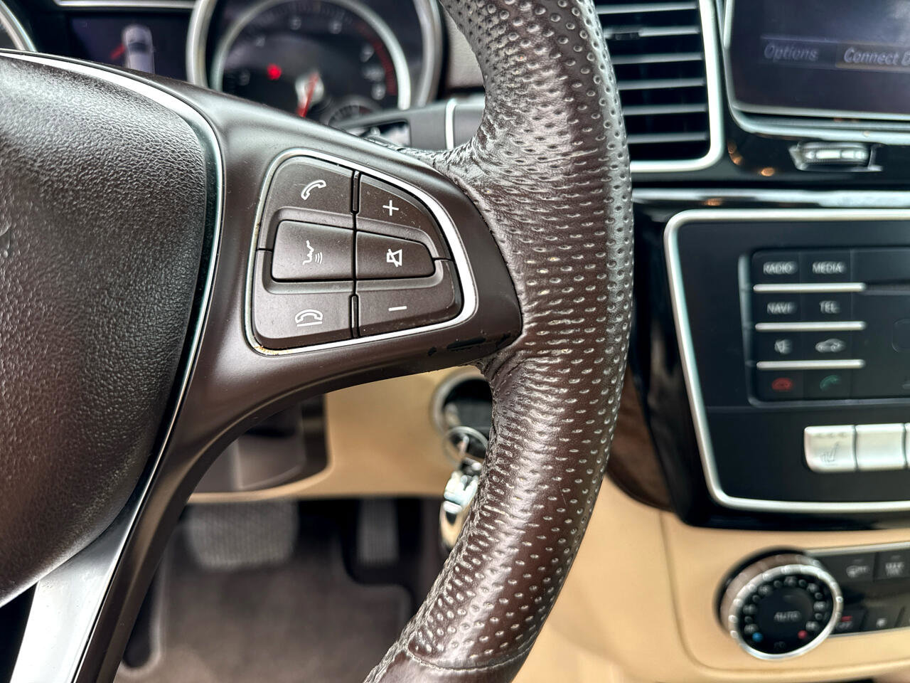 Used 2018 Mercedes-Benz GLE 350 image 19