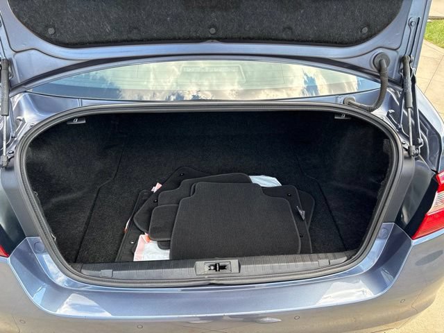 Used 2017 Subaru Legacy 2.5i Limited AWD/4WD image 26