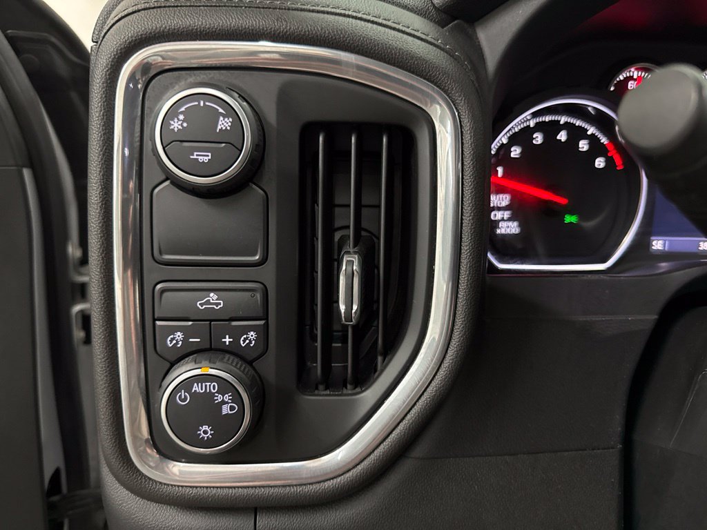 Used 2019 Chevrolet Silverado 1500 LT w/ Texas Edition RWD image 17