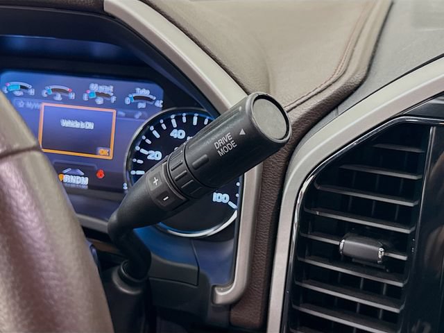 Used 2022 Ford F350 King Ranch AWD/4WD image 15