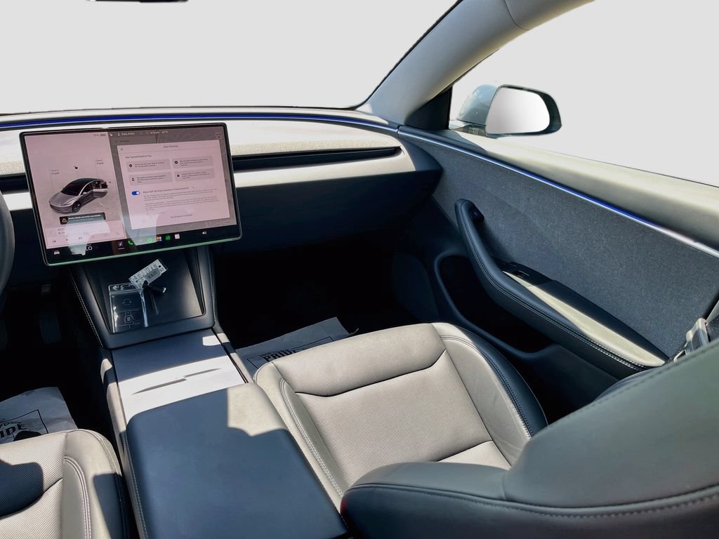 Used 2025 Tesla Model 3 Long Range RWD image 24