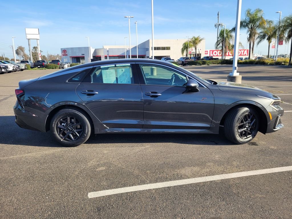 Used 2026 Kia K5 LXS image 3