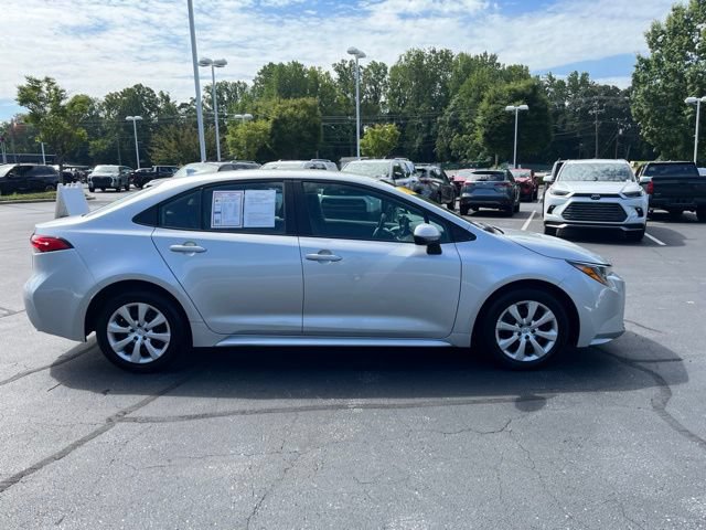 Used 2024 Toyota Corolla LE FWD image 4