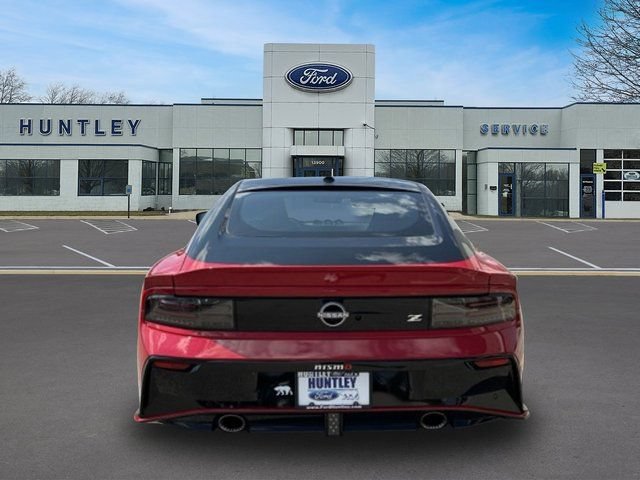 Used 2025 Nissan Z NISMO RWD image 6