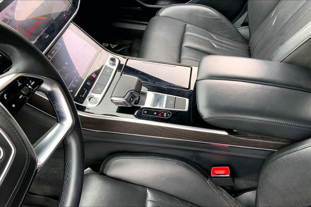 Used 2021 Audi A8 L 4.0T w/ Executive Plus Package image 13