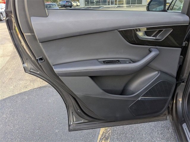 Used 2024 Audi Q7 2.0T Premium Plus image 31