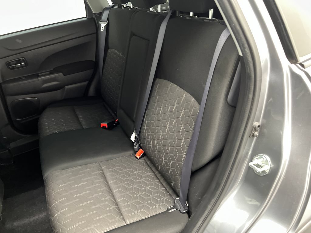 Used 2024 Mitsubishi Outlander Sport ES AWD/4WD image 18