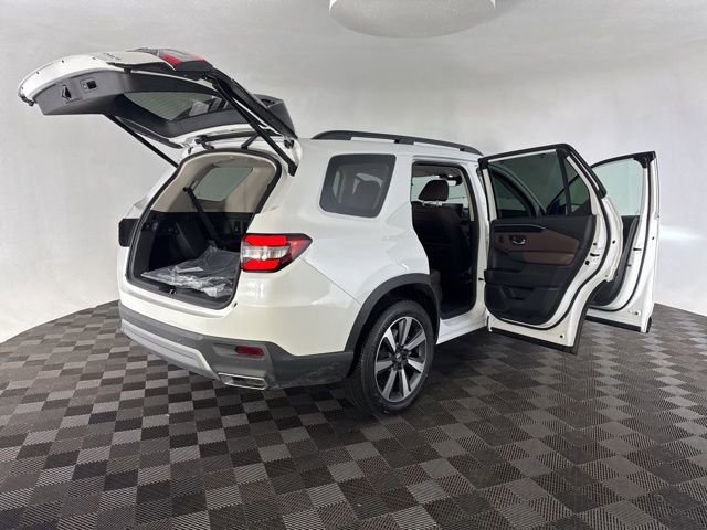 Certified 2025 Honda Pilot Elite image 19