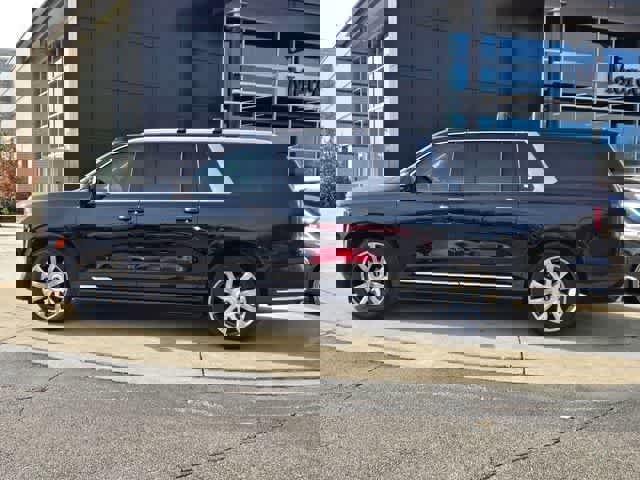 Used 2021 Cadillac Escalade ESV Premium Luxury Platinum AWD/4WD image 5