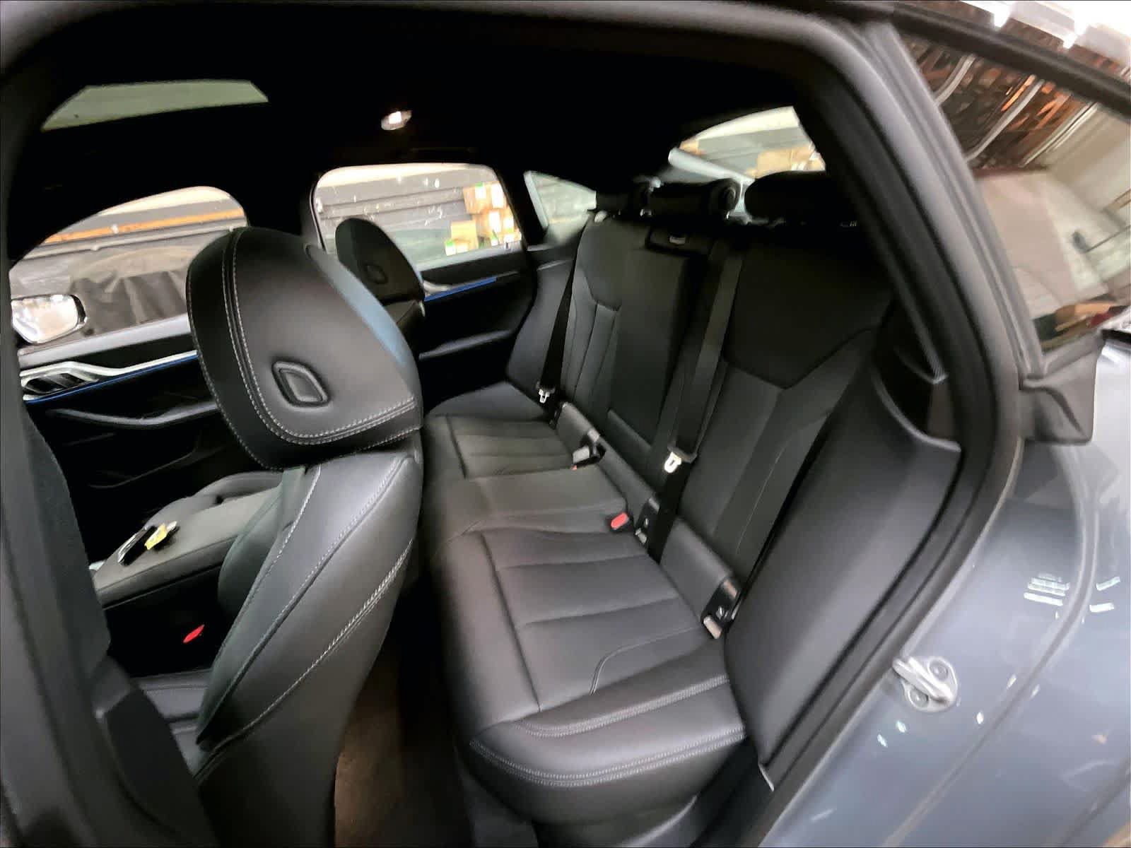 Used 2023 BMW i4 eDrive40 w/ Premium Package RWD image 30