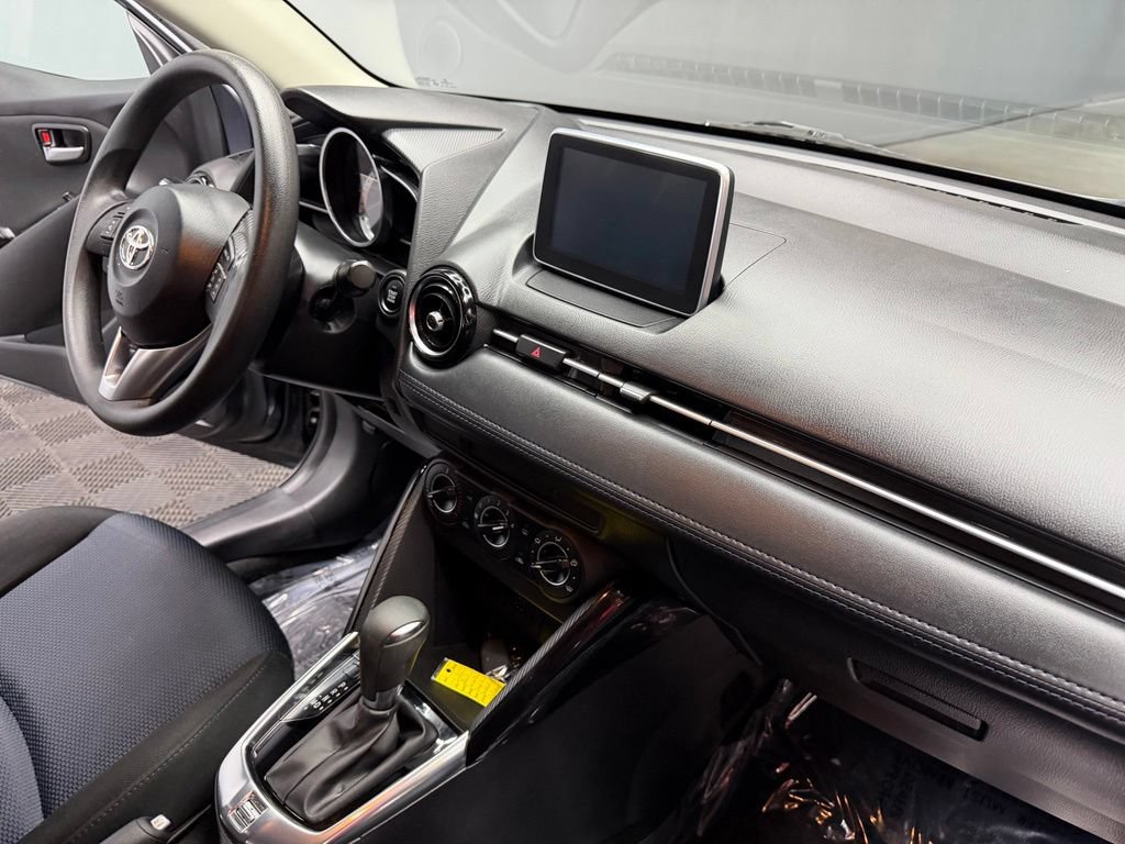 Used 2017 Toyota Yaris iA FWD image 49