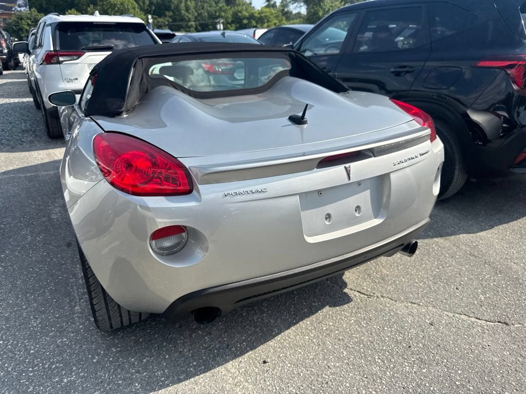 Used 2007 Pontiac Solstice GXP w/ Premium Package RWD image 4