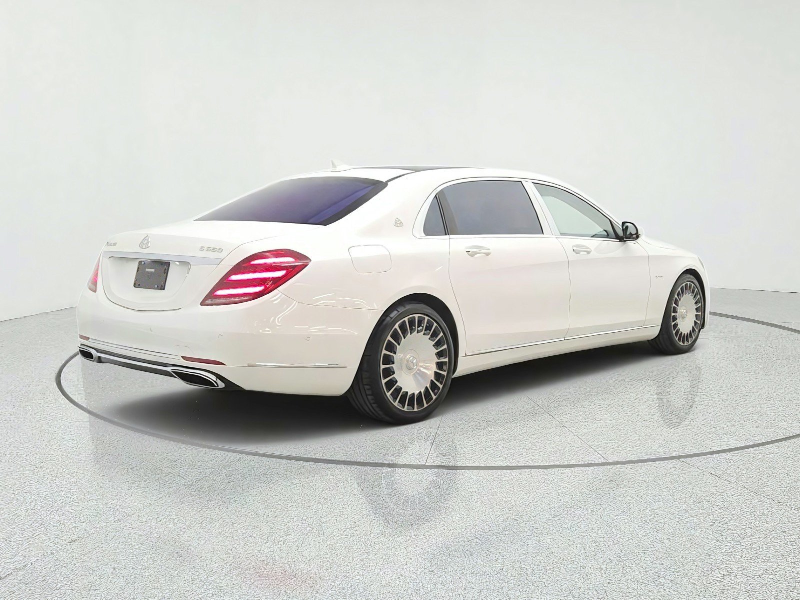 Used 2018 Mercedes-Benz Maybach S 650 image 5