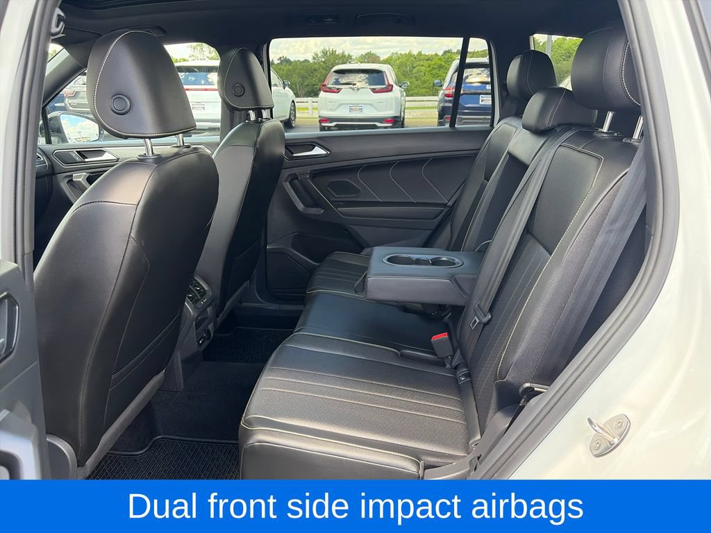 Used 2022 Volkswagen Tiguan SE R-Line AWD/4WD image 28