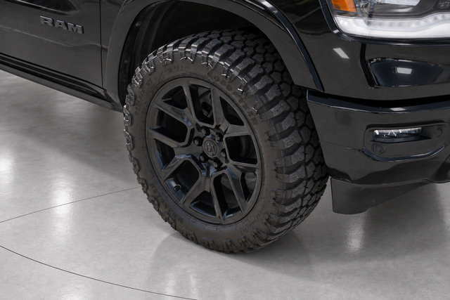 Used 2019 RAM 1500 Laramie RWD image 9