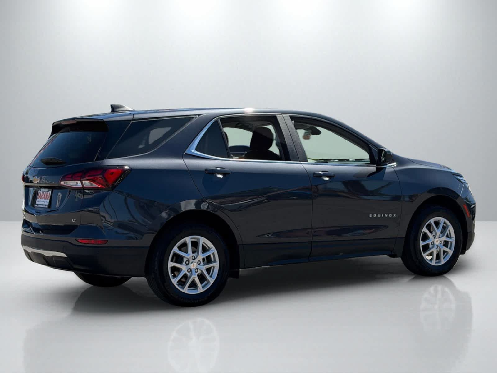Used 2023 Chevrolet Equinox LT FWD image 7