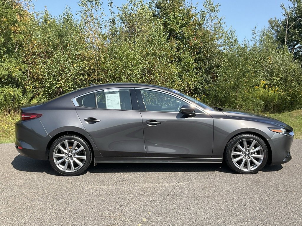 Used 2019 MAZDA MAZDA3 Sedan w/ Premium Package image 23