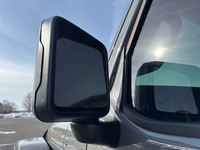 Used 2021 Jeep Wrangler Unlimited Rubicon w/ Trailer Tow Package image 24