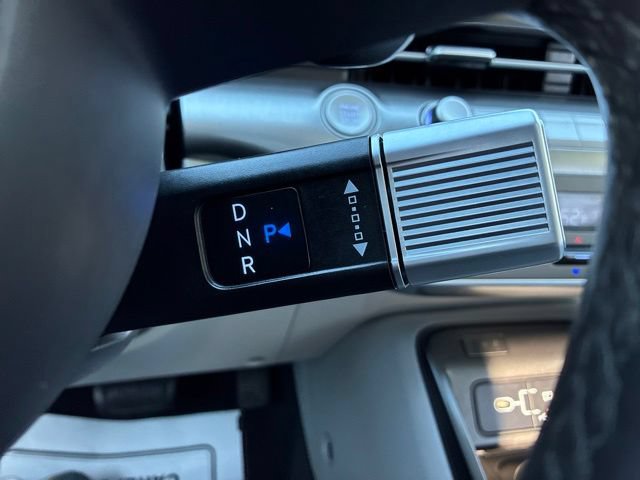 Used 2024 Hyundai Kona Limited AWD/4WD image 16