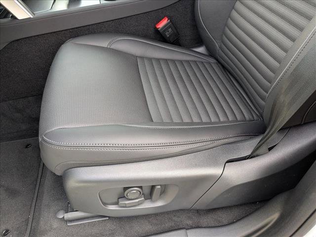 New 2026 Land Rover Discovery Sport Landmark image 4