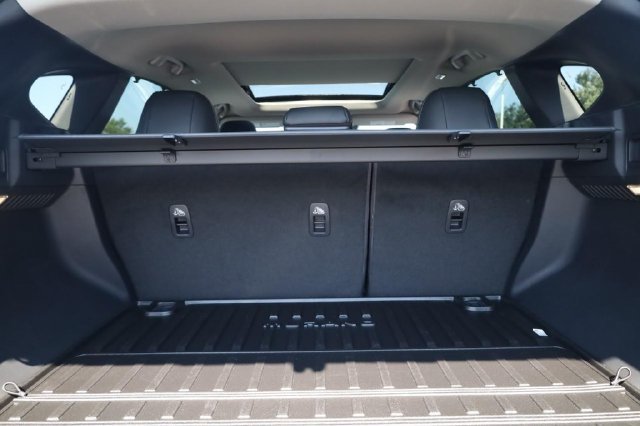 New 2027 Nissan Murano Platinum w/ Cargo Package AWD/4WD image 27