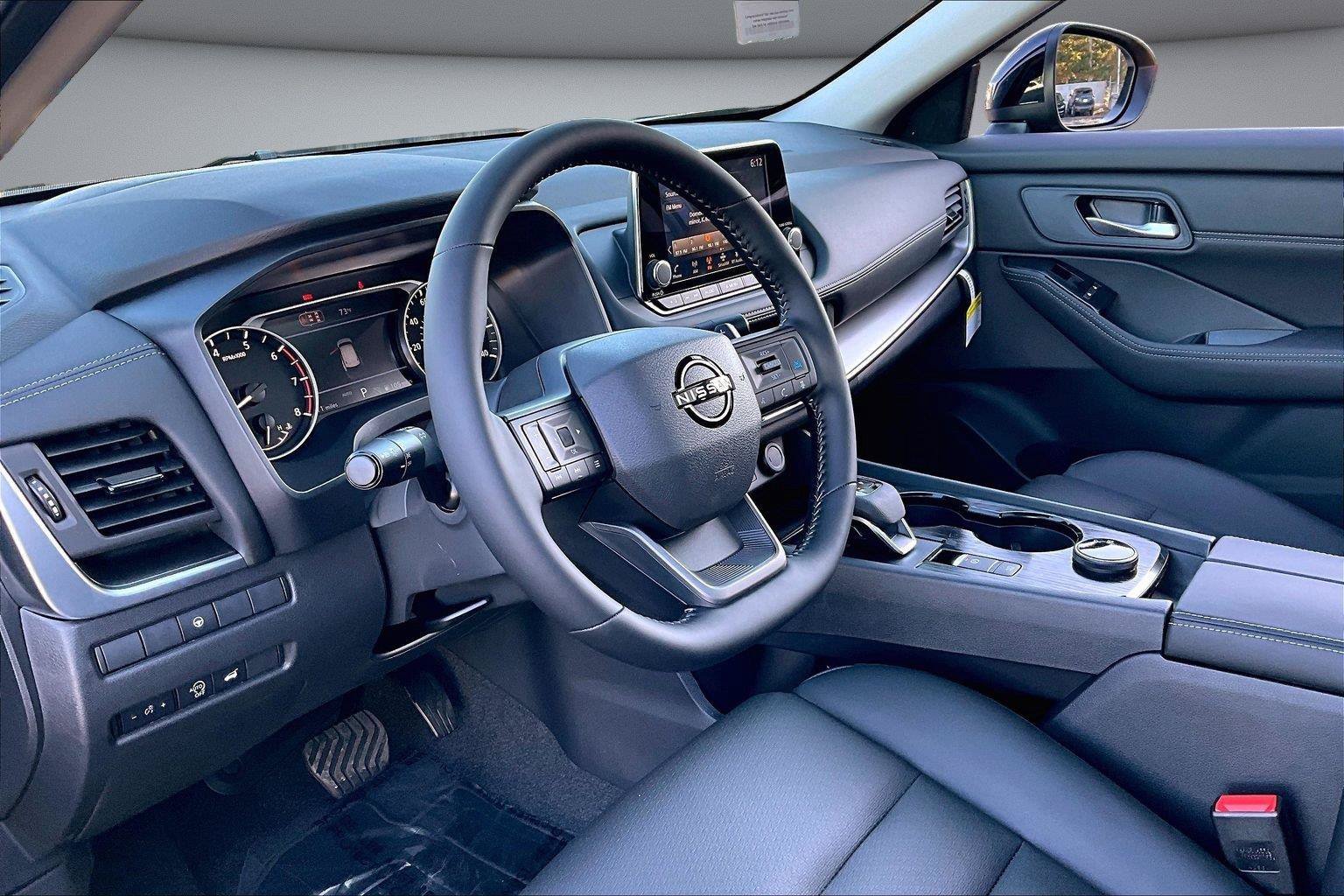 New 2026 Nissan Rogue Dark Armor AWD/4WD image 8