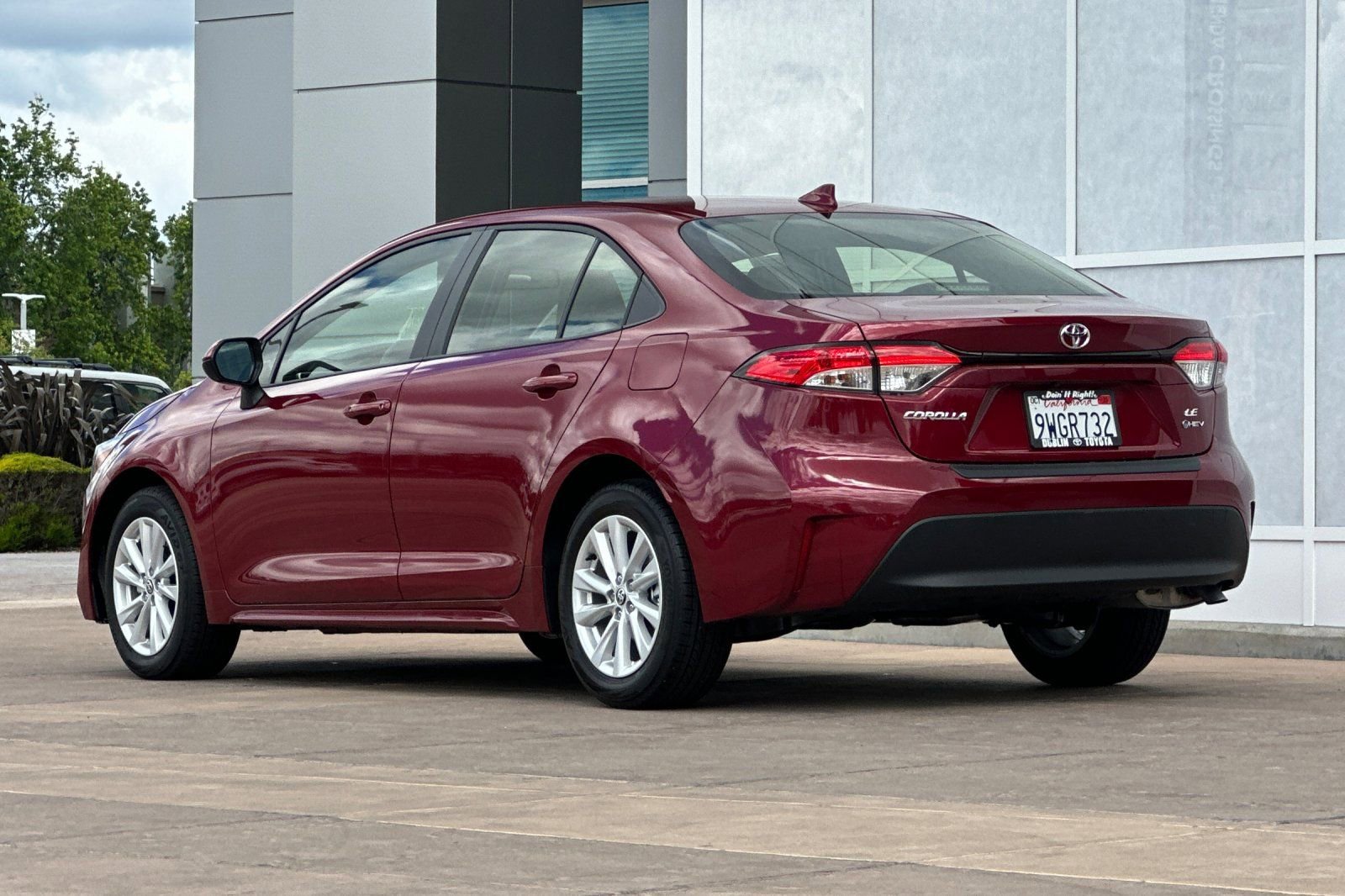 Certified 2026 Toyota Corolla LE w/ LE Premium Package FWD image 6