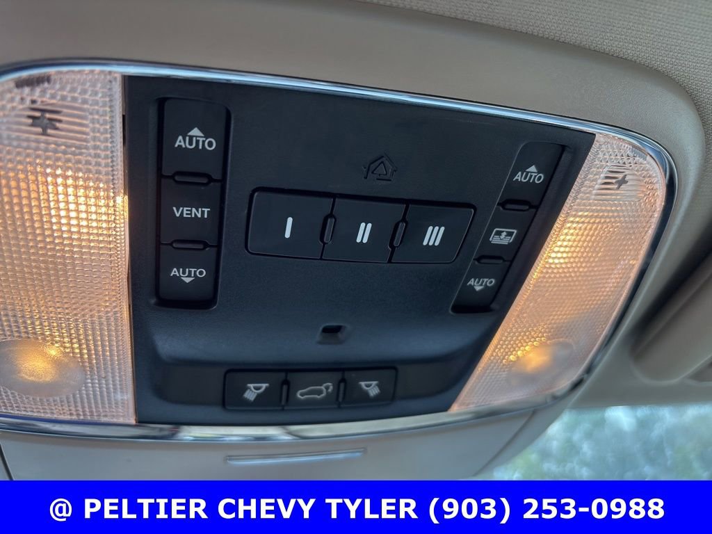 Used 2017 Jeep Grand Cherokee Limited w/ Luxury Group II image 18