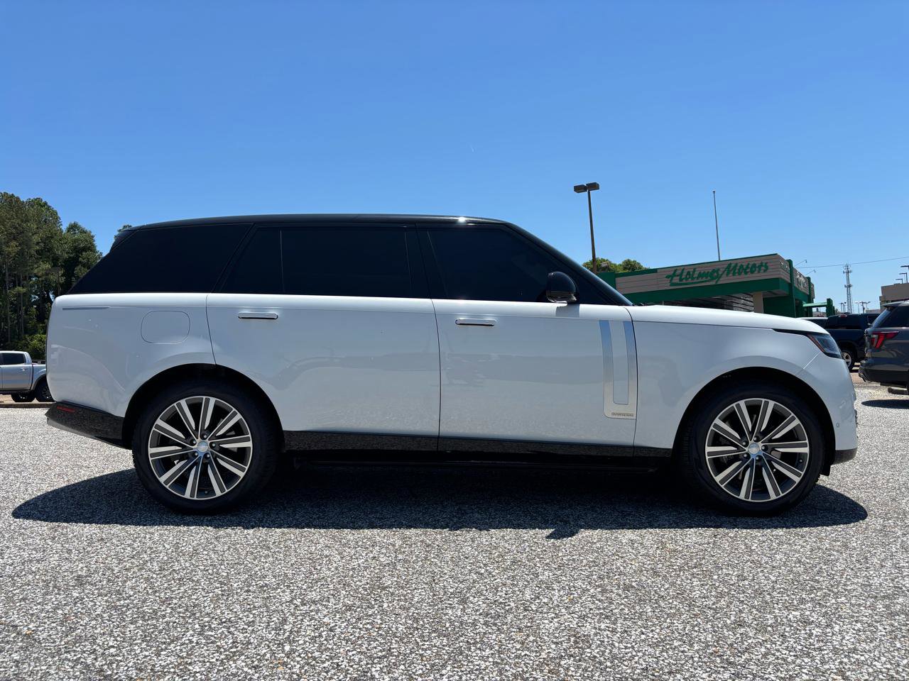 Used 2023 Land Rover Range Rover Long Wheelbase Autobiography AWD/4WD image 5
