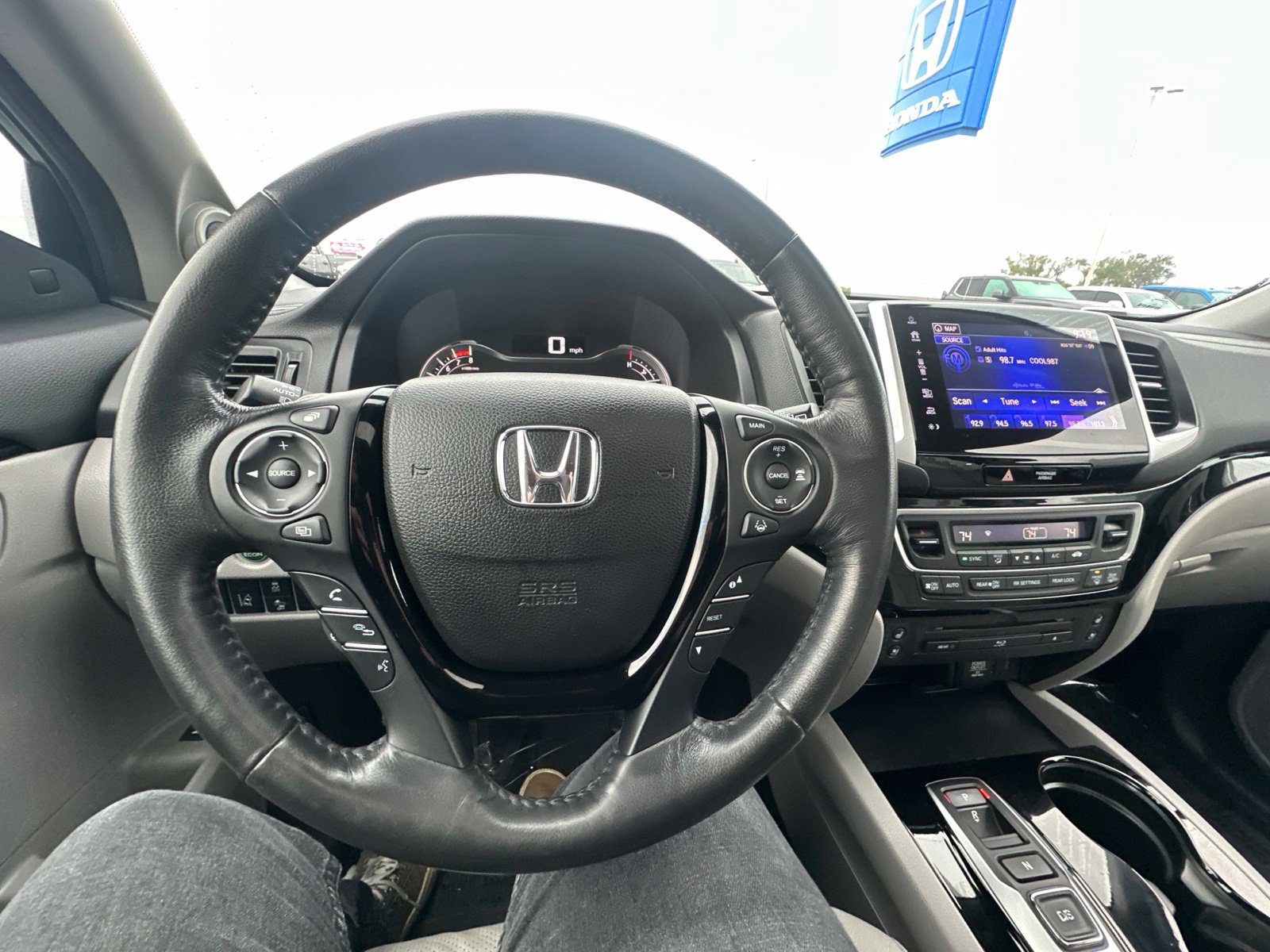 Used 2017 Honda Pilot Elite image 54