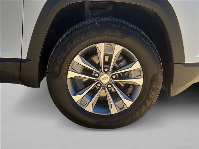 Used 2025 Chevrolet Equinox LT w/ Convenience Package II FWD image 23