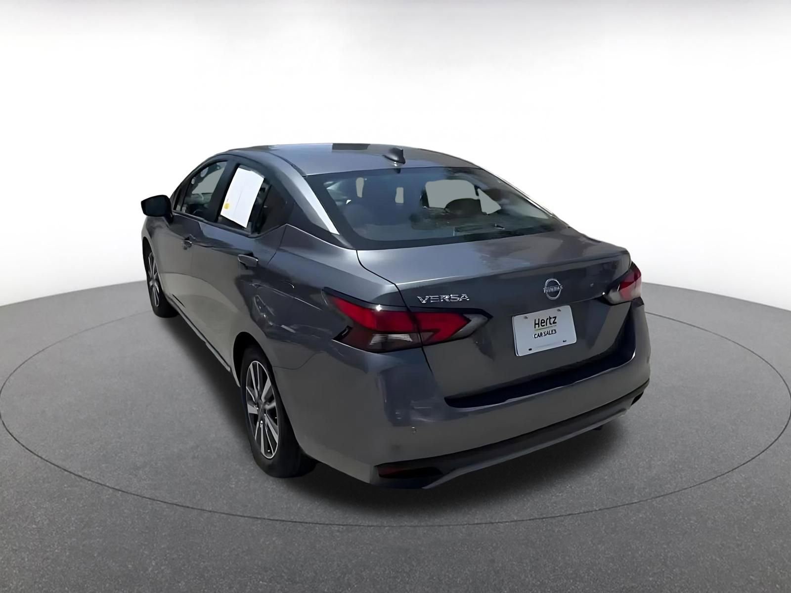 Used 2025 Nissan Versa SV FWD image 11