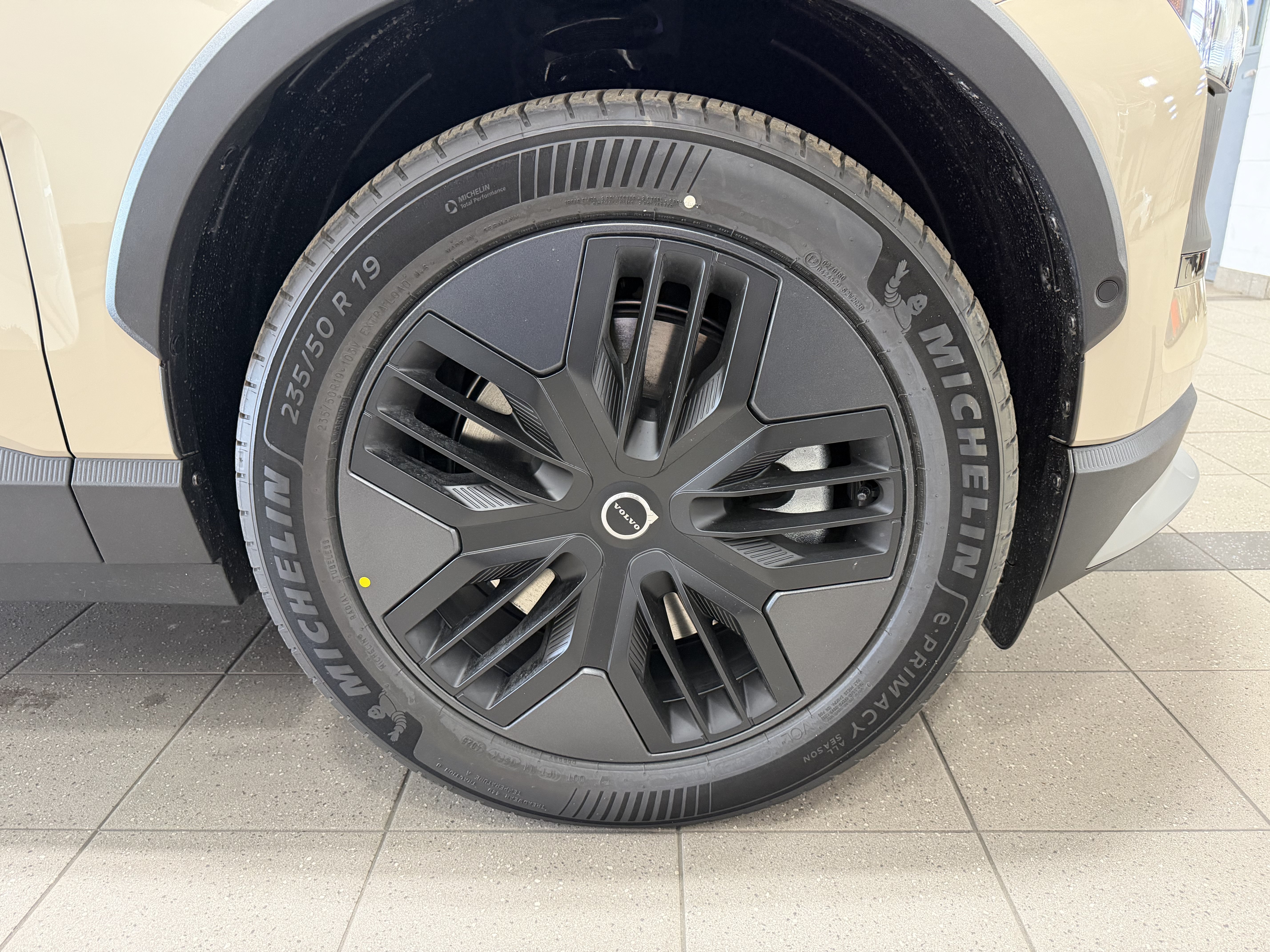 New 2026 Volvo EX30 Cross Country Ultra w/ Protection Package Premier AWD/4WD image 2