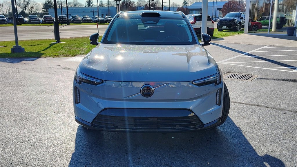 New 2025 Volvo EX90 Ultra image 33