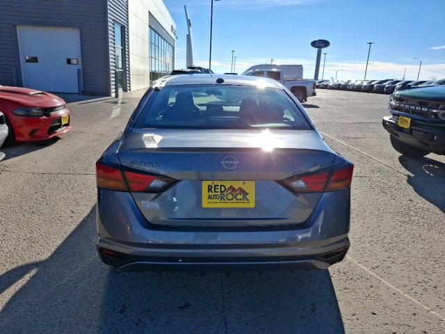 Used 2023 Nissan Altima 2.5 SV image 5