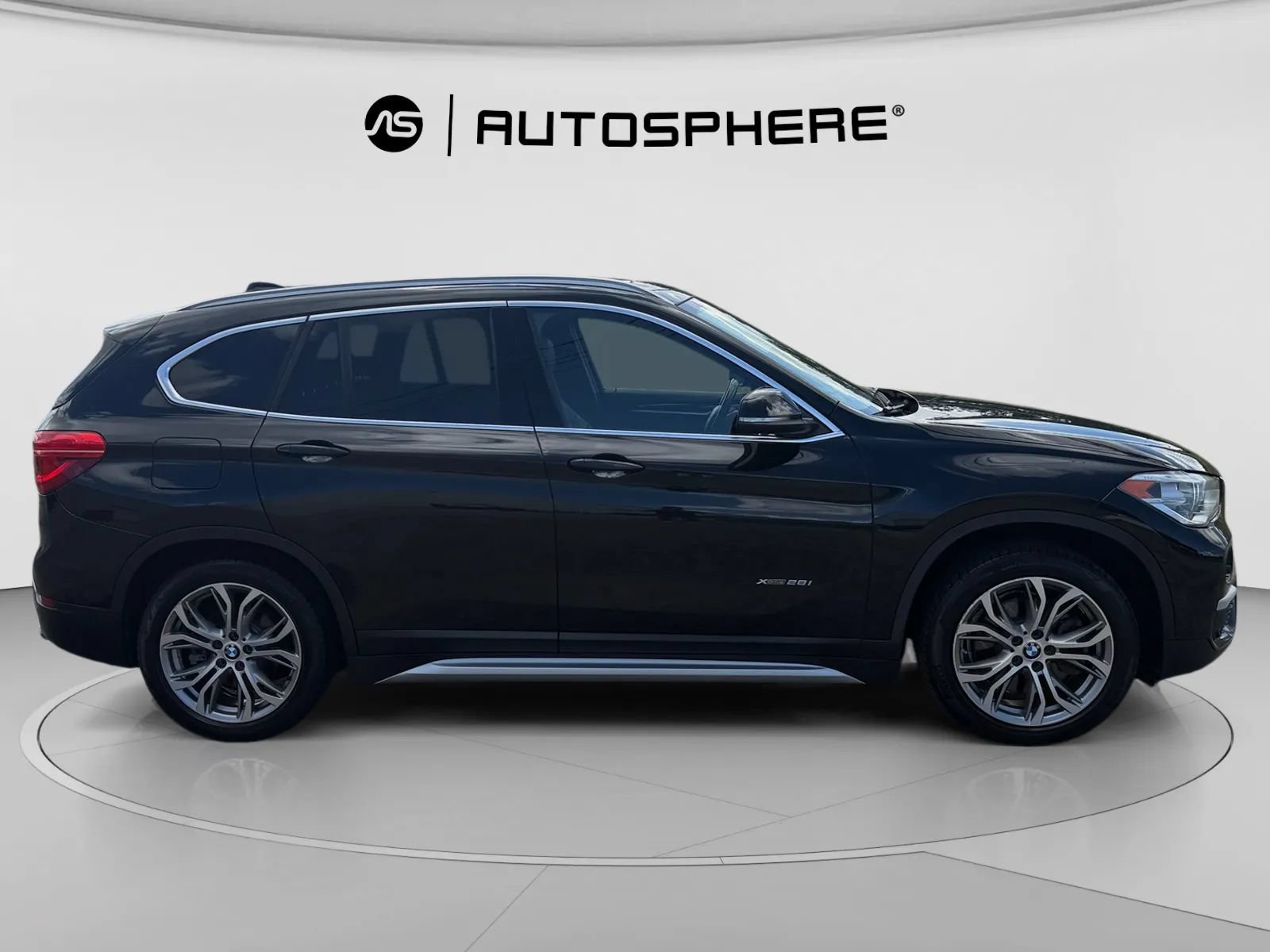 Used 2017 BMW X1 xDrive28i AWD/4WD image 10