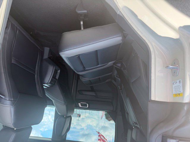 New 2026 Ford Bronco Outer Banks w/ Sasquatch Package AWD/4WD image 12