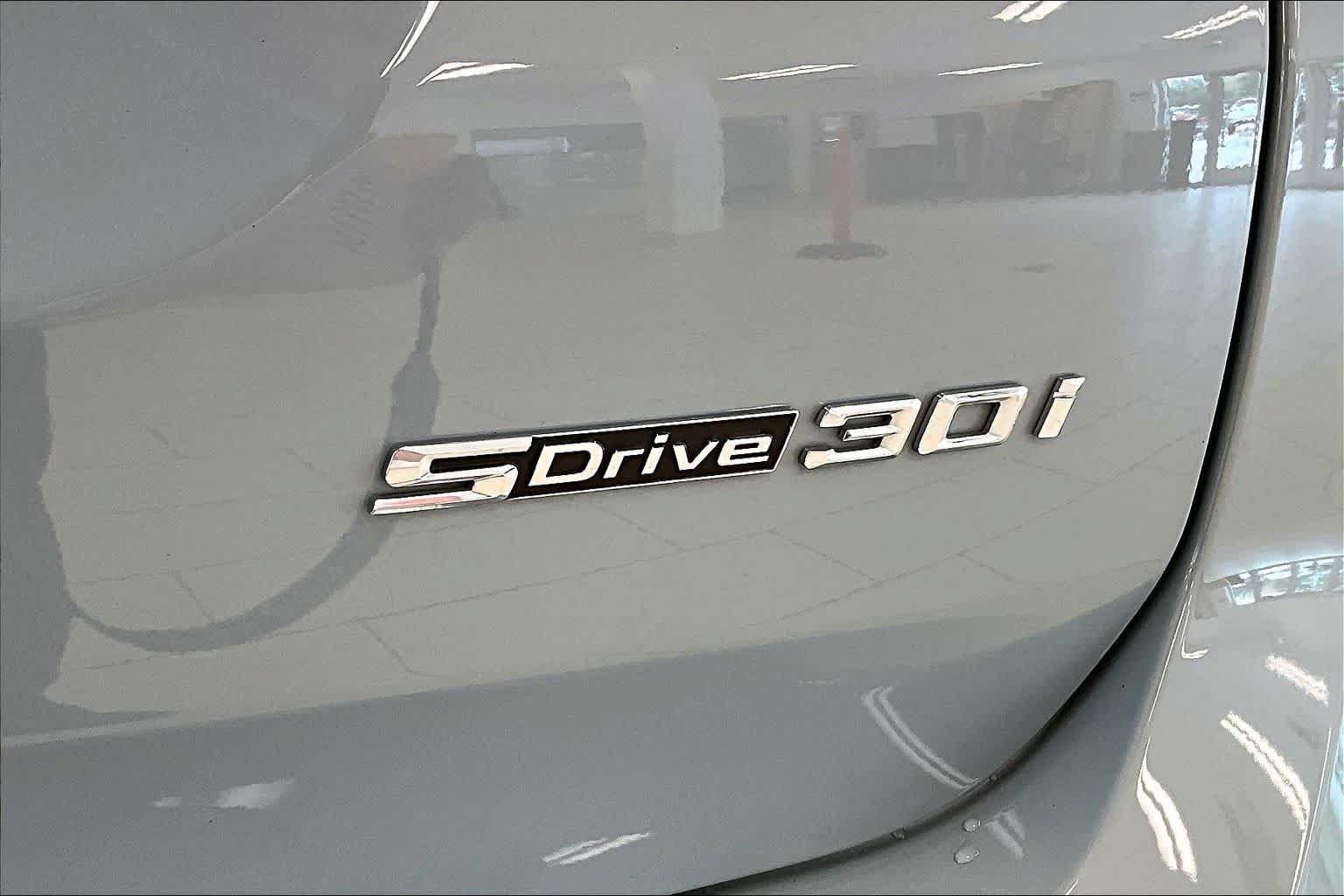 Used 2023 BMW X3 sDrive30i w/ M Sport Package RWD image 9
