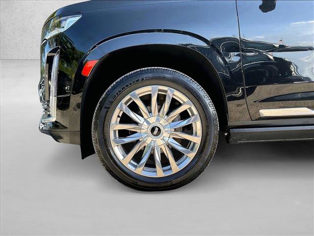 Used 2021 Cadillac Escalade ESV Premium Luxury w/ Driver Assist Tech Package AWD/4WD image 10