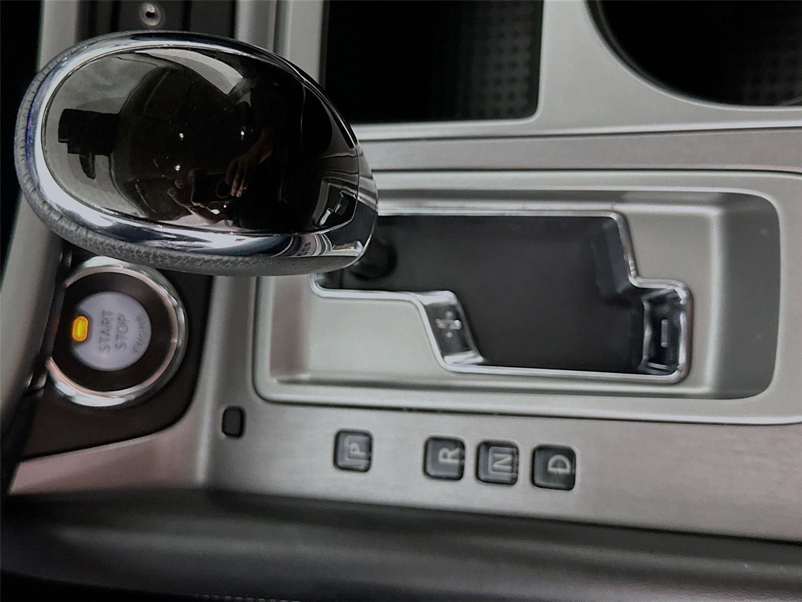 Used 2024 Nissan Murano SV AWD/4WD image 15