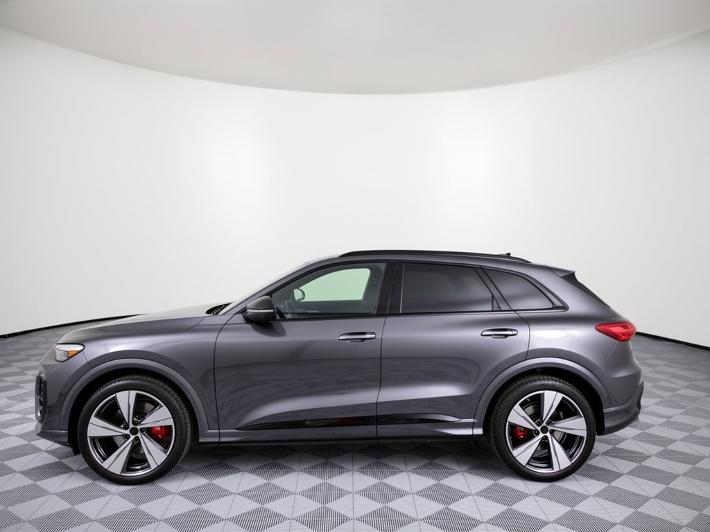 New 2026 Audi SQ5 Prestige AWD/4WD image 2