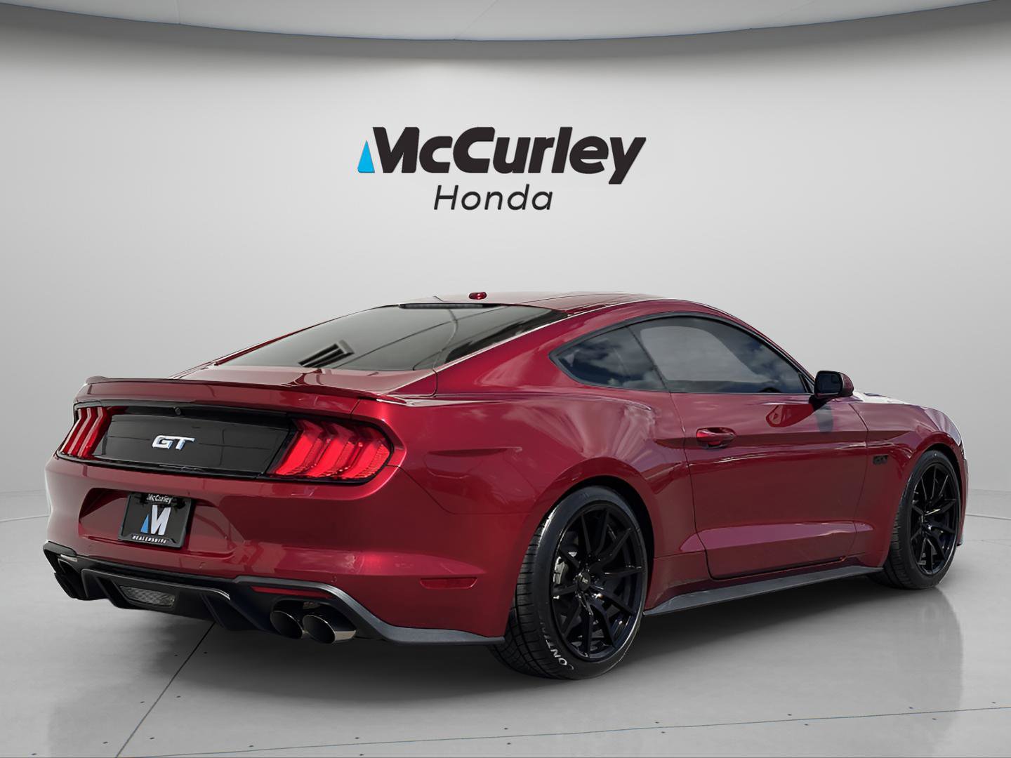 Used 2019 Ford Mustang GT RWD image 3