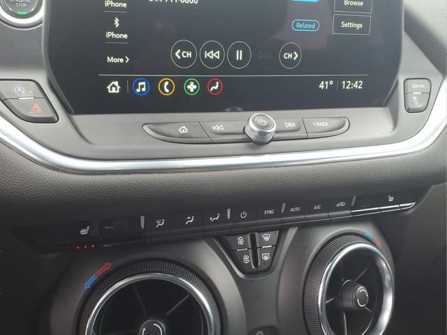 Certified 2025 Chevrolet Blazer LT w/ Convenience Package image 16