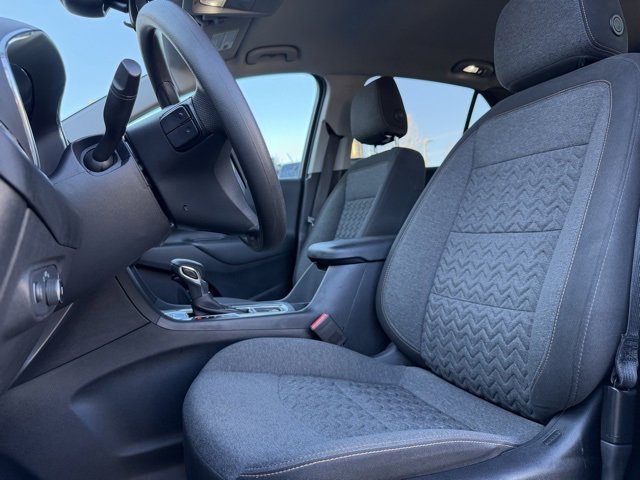Used 2023 Chevrolet Equinox LT image 17