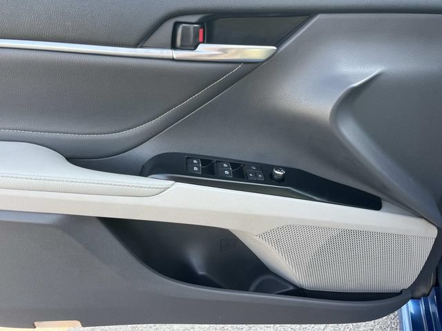 Used 2018 Toyota Camry XSE FWD image 27
