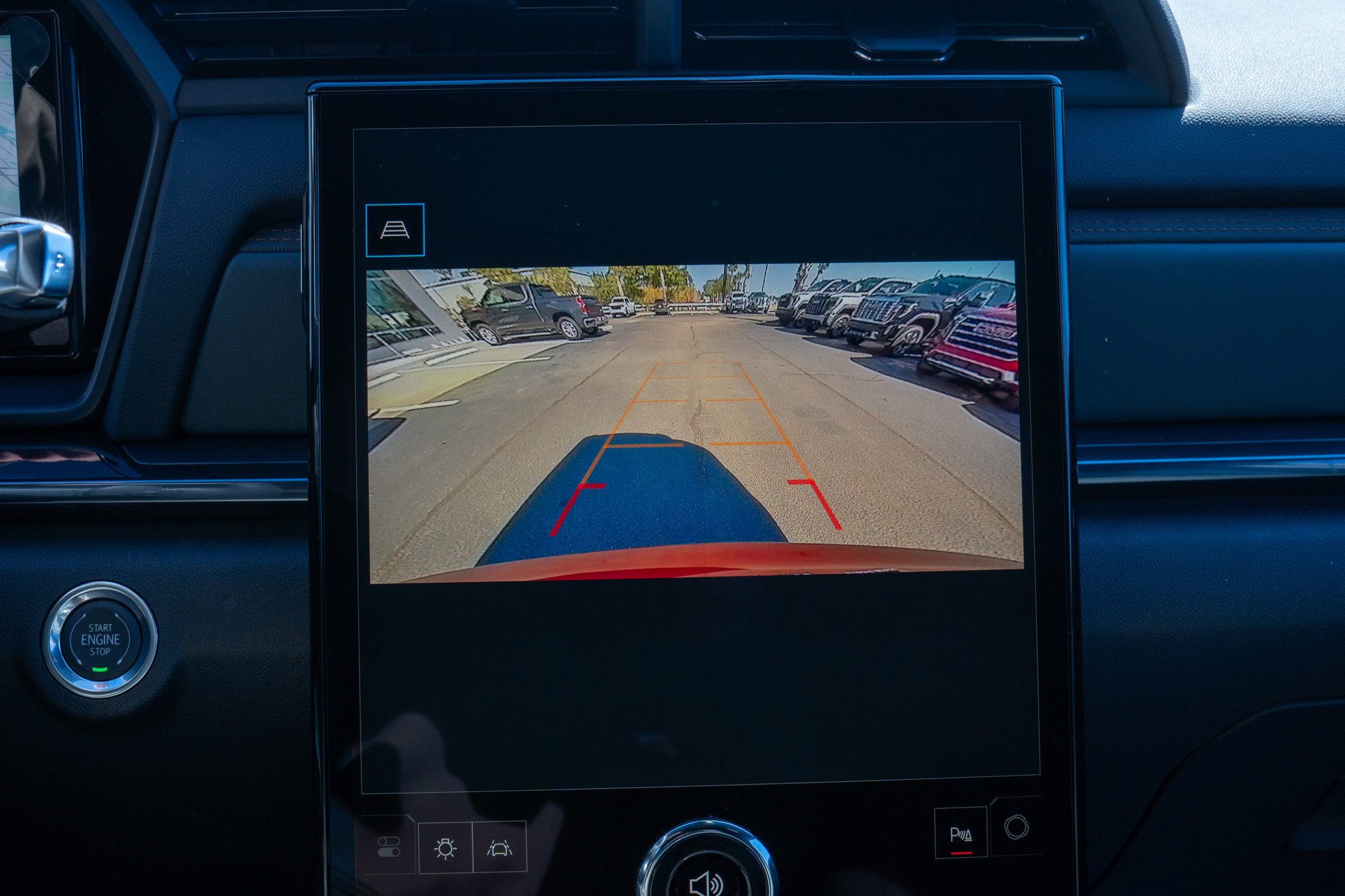 New 2026 GMC Terrain AT4 w/ LPO, Floor Liner Package AWD/4WD image 17