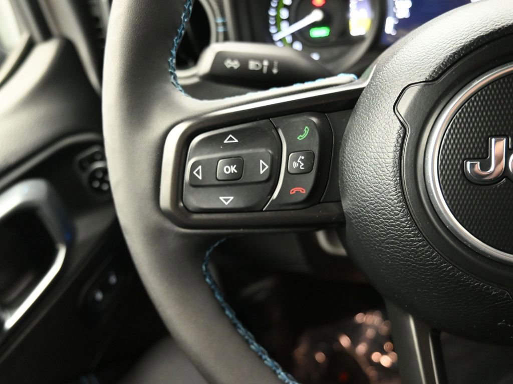 Used 2024 Jeep Wrangler Unlimited Rubicon 4xe image 25
