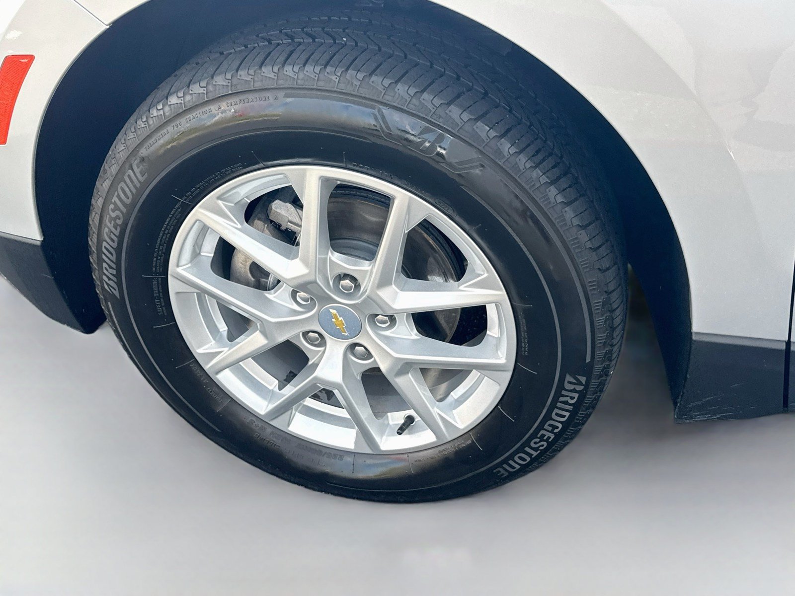 Used 2022 Chevrolet Equinox LS AWD/4WD image 33